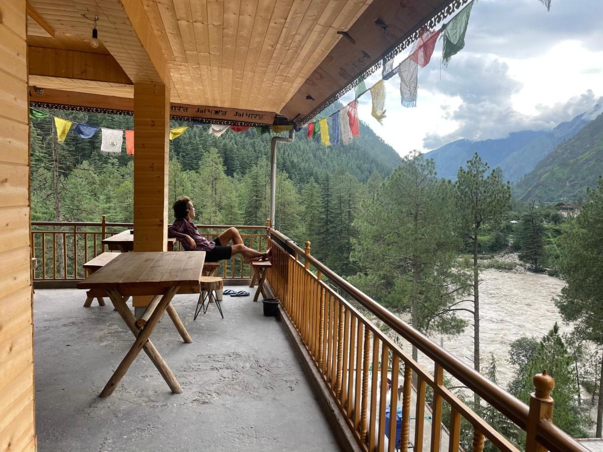 Highland Spirit Hotel Kasol Bagian luar foto