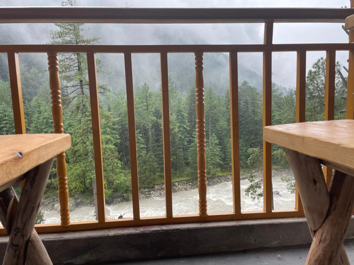 Highland Spirit Hotel Kasol Bagian luar foto
